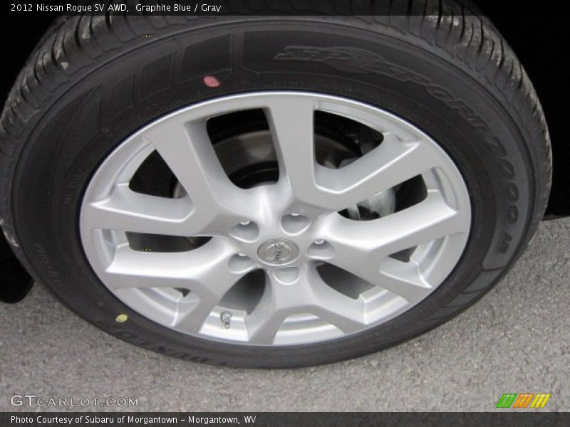  2012 Rogue SV AWD Wheel