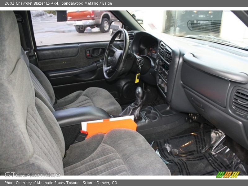 Sandalwood Metallic / Beige 2002 Chevrolet Blazer LS 4x4