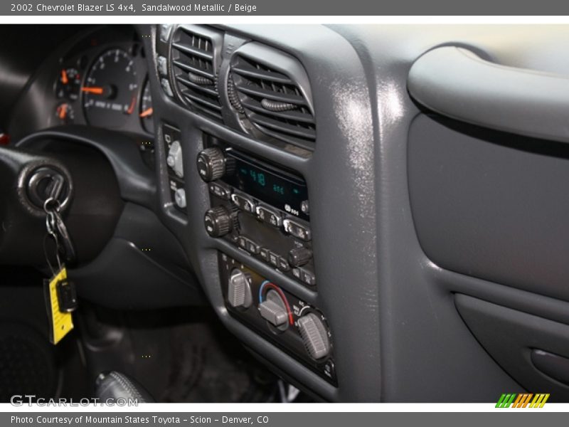 Sandalwood Metallic / Beige 2002 Chevrolet Blazer LS 4x4