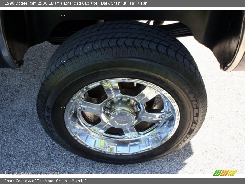 Custom Wheels of 1998 Ram 2500 Laramie Extended Cab 4x4