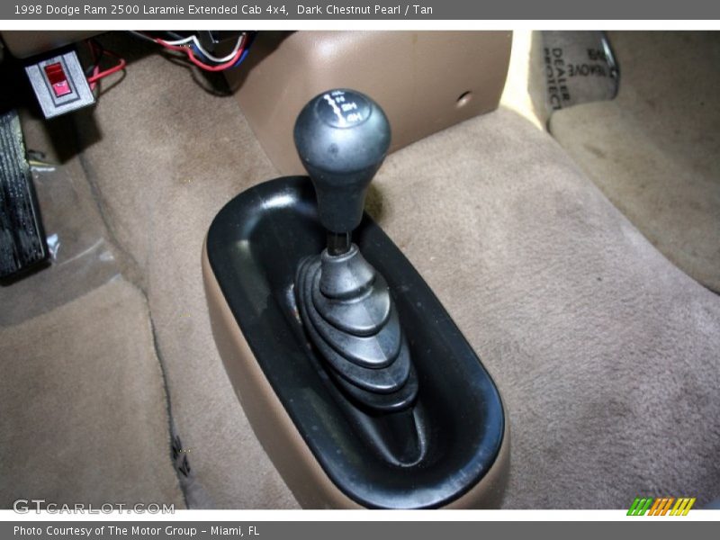 Controls of 1998 Ram 2500 Laramie Extended Cab 4x4