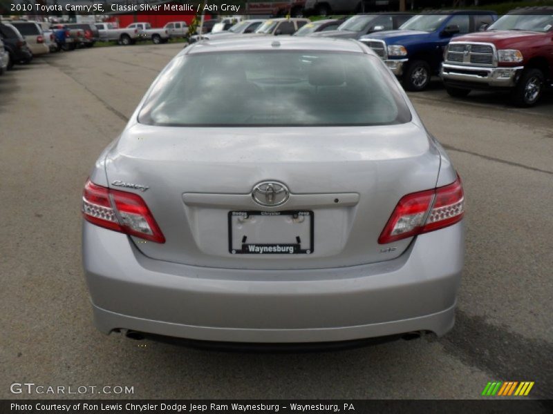 Classic Silver Metallic / Ash Gray 2010 Toyota Camry SE