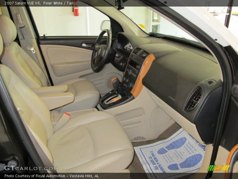 Polar White / Tan 2007 Saturn VUE V6