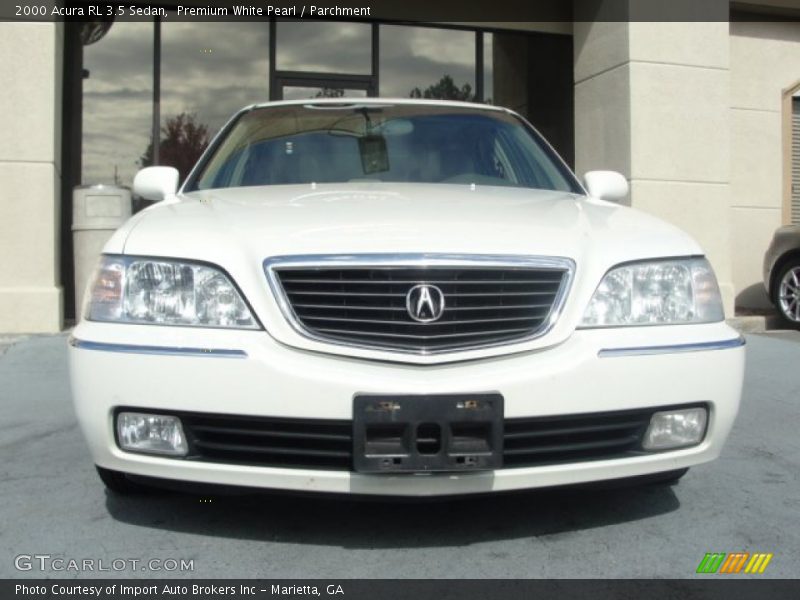 Premium White Pearl / Parchment 2000 Acura RL 3.5 Sedan