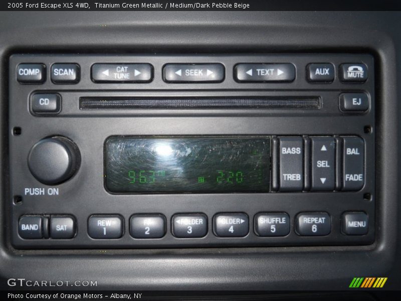 Titanium Green Metallic / Medium/Dark Pebble Beige 2005 Ford Escape XLS 4WD