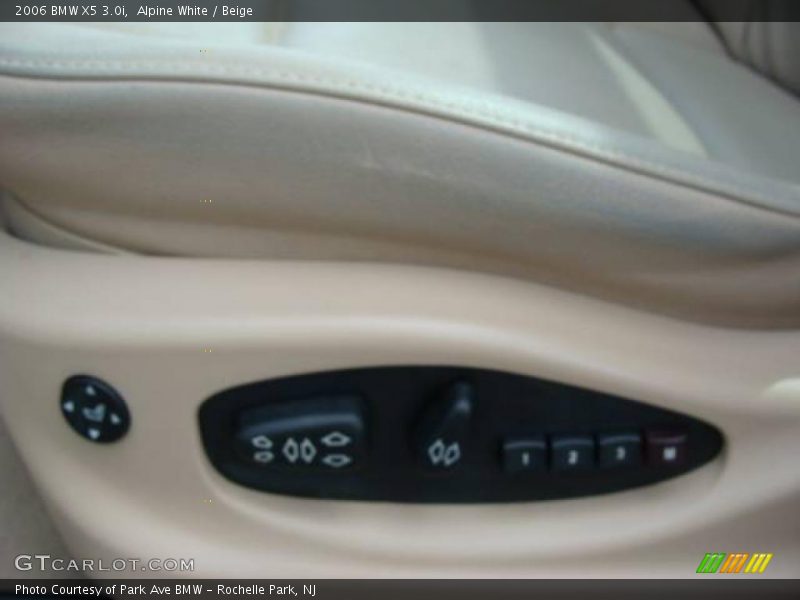 Alpine White / Beige 2006 BMW X5 3.0i
