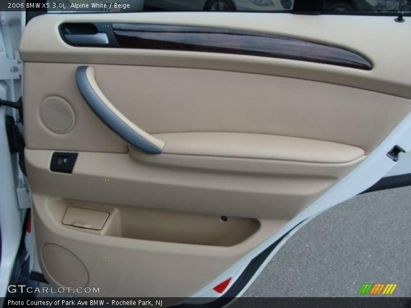 Alpine White / Beige 2006 BMW X5 3.0i