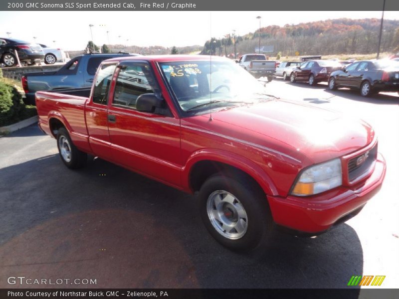 Fire Red / Graphite 2000 GMC Sonoma SLS Sport Extended Cab