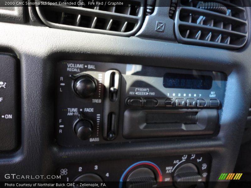 Fire Red / Graphite 2000 GMC Sonoma SLS Sport Extended Cab