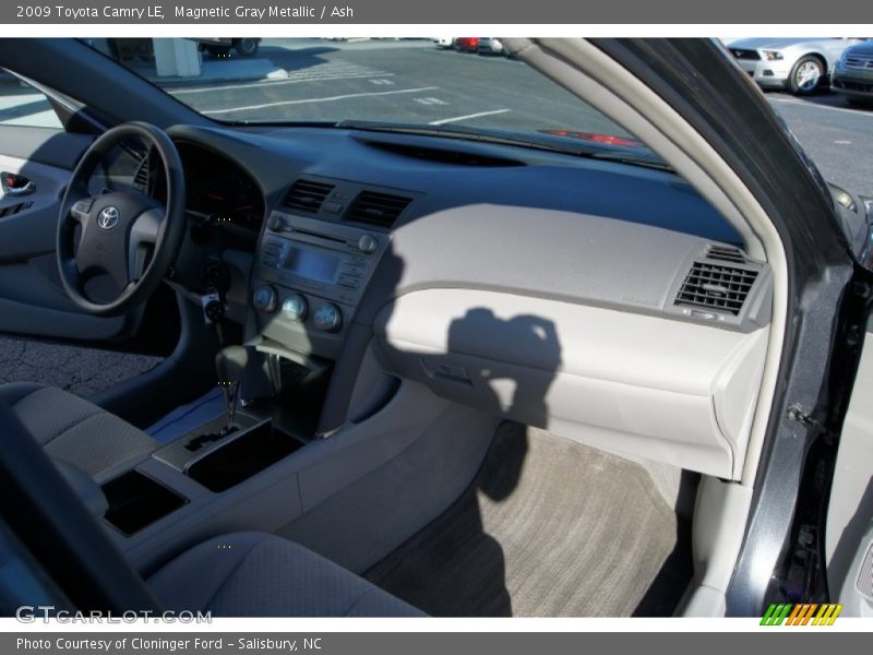 Magnetic Gray Metallic / Ash 2009 Toyota Camry LE