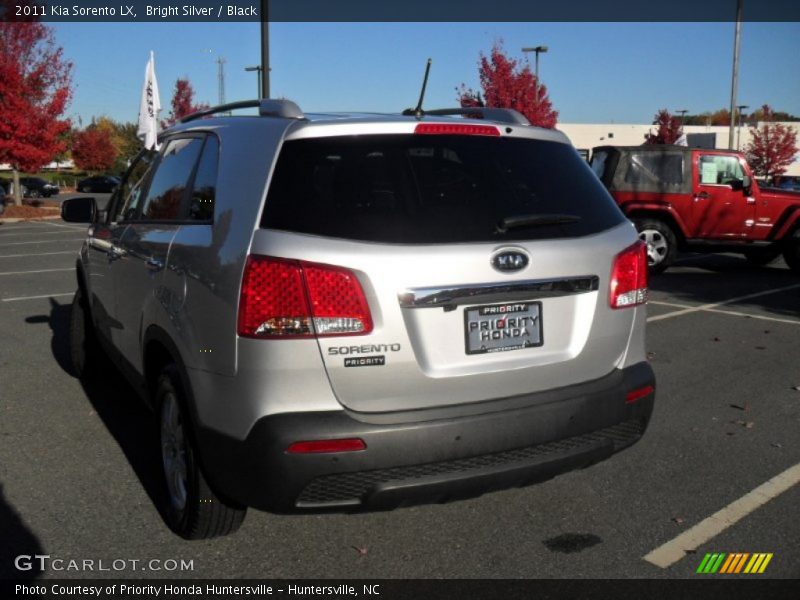Bright Silver / Black 2011 Kia Sorento LX
