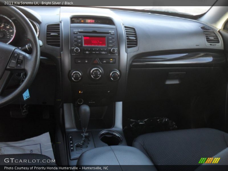 Bright Silver / Black 2011 Kia Sorento LX