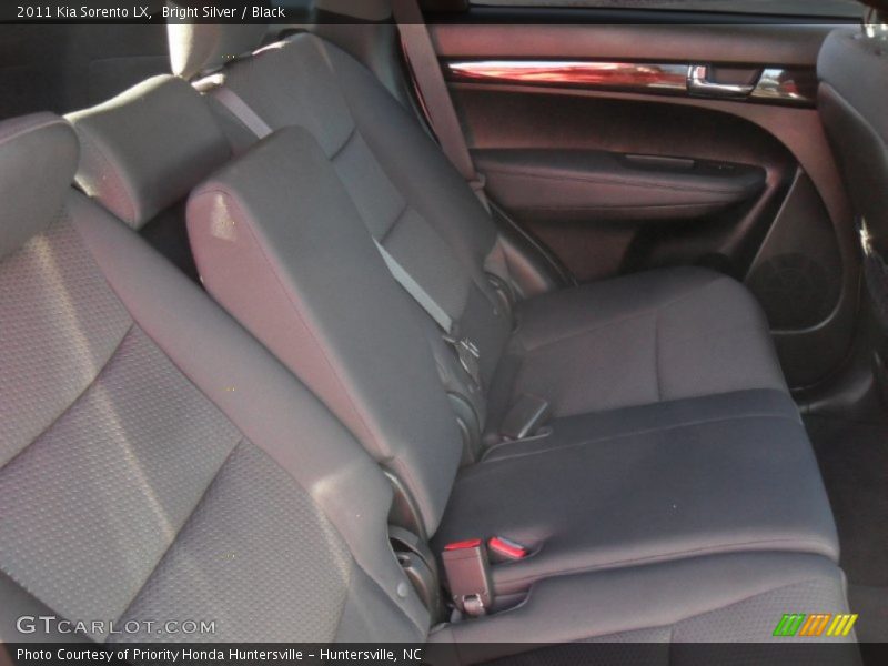 Bright Silver / Black 2011 Kia Sorento LX