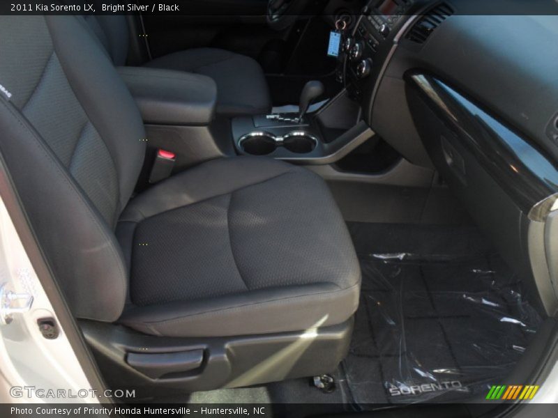Bright Silver / Black 2011 Kia Sorento LX