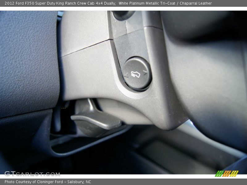Controls of 2012 F350 Super Duty King Ranch Crew Cab 4x4 Dually