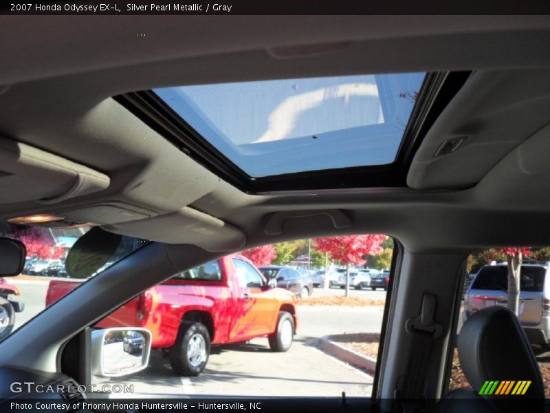 Silver Pearl Metallic / Gray 2007 Honda Odyssey EX-L