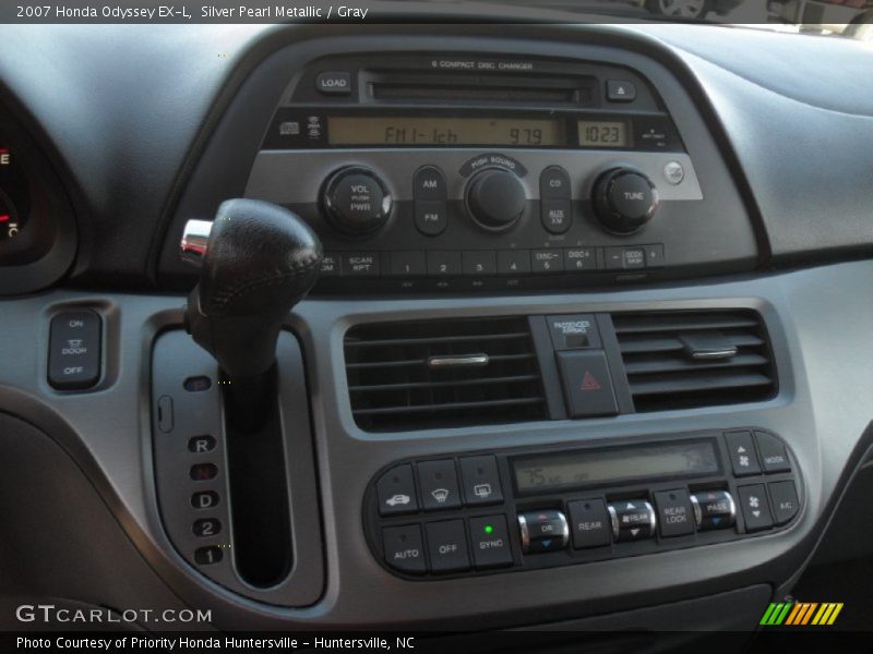 Silver Pearl Metallic / Gray 2007 Honda Odyssey EX-L