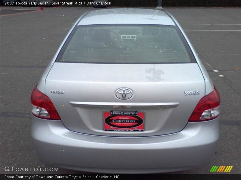 Silver Streak Mica / Dark Charcoal 2007 Toyota Yaris Sedan
