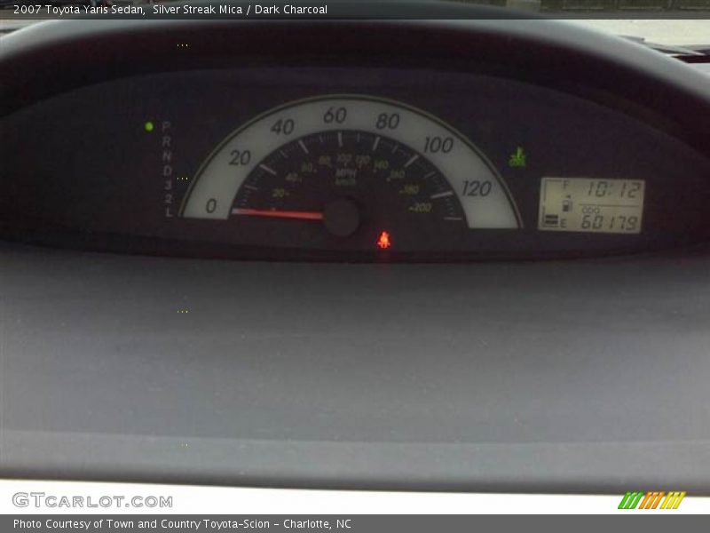 Silver Streak Mica / Dark Charcoal 2007 Toyota Yaris Sedan