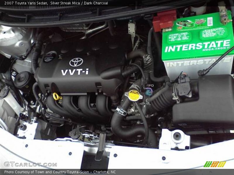 Silver Streak Mica / Dark Charcoal 2007 Toyota Yaris Sedan
