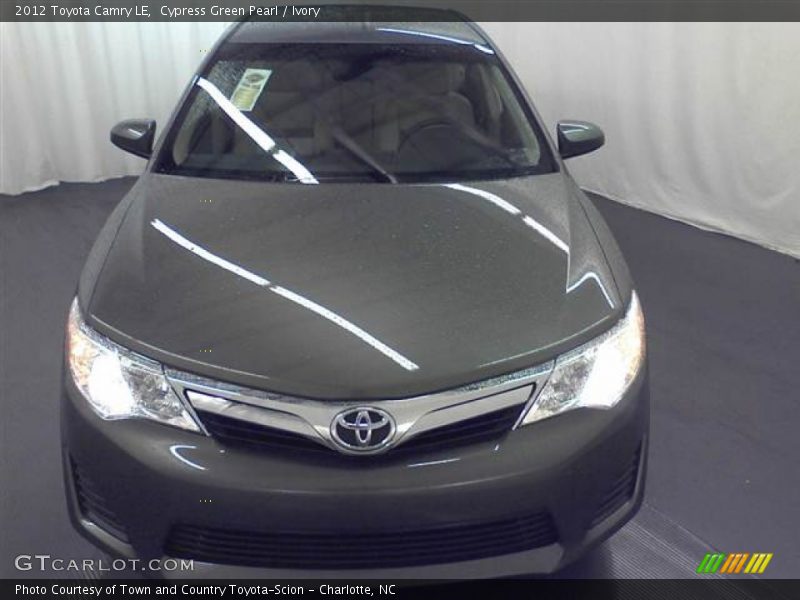 Cypress Green Pearl / Ivory 2012 Toyota Camry LE