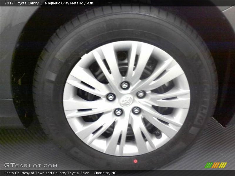 Magnetic Gray Metallic / Ash 2012 Toyota Camry L