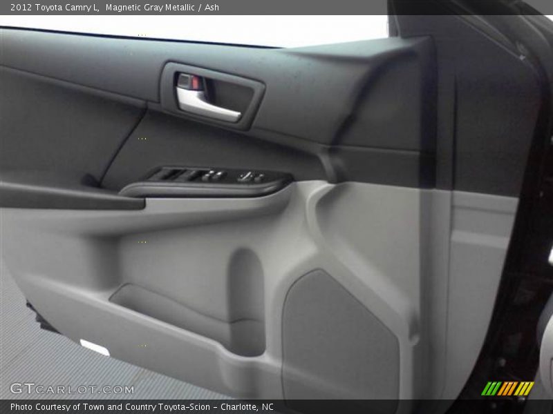 Magnetic Gray Metallic / Ash 2012 Toyota Camry L