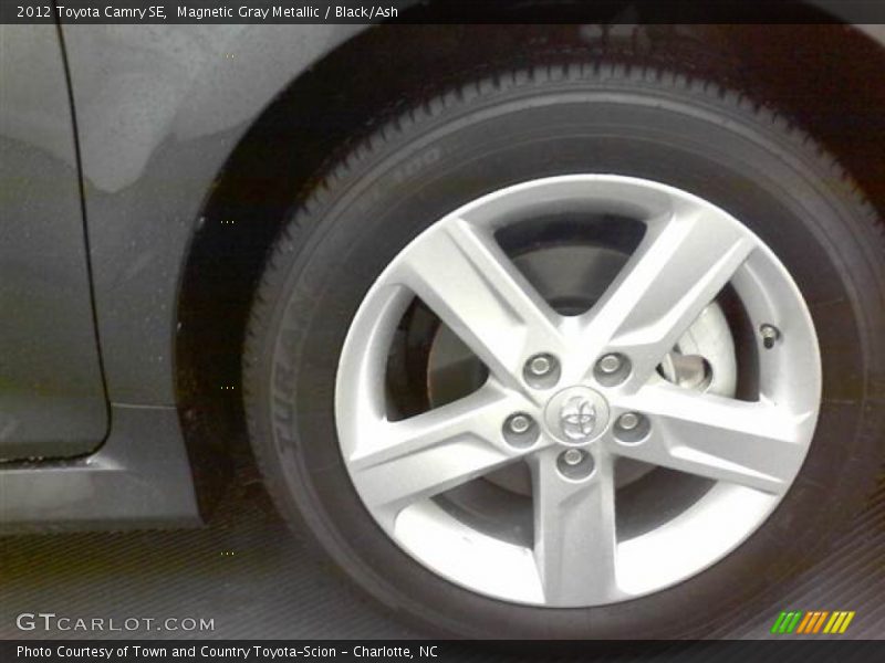 Magnetic Gray Metallic / Black/Ash 2012 Toyota Camry SE