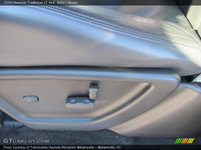 Black / Ebony 2009 Chevrolet TrailBlazer LT 4x4