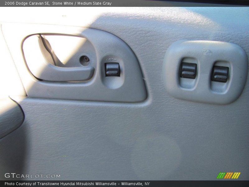 Stone White / Medium Slate Gray 2006 Dodge Caravan SE