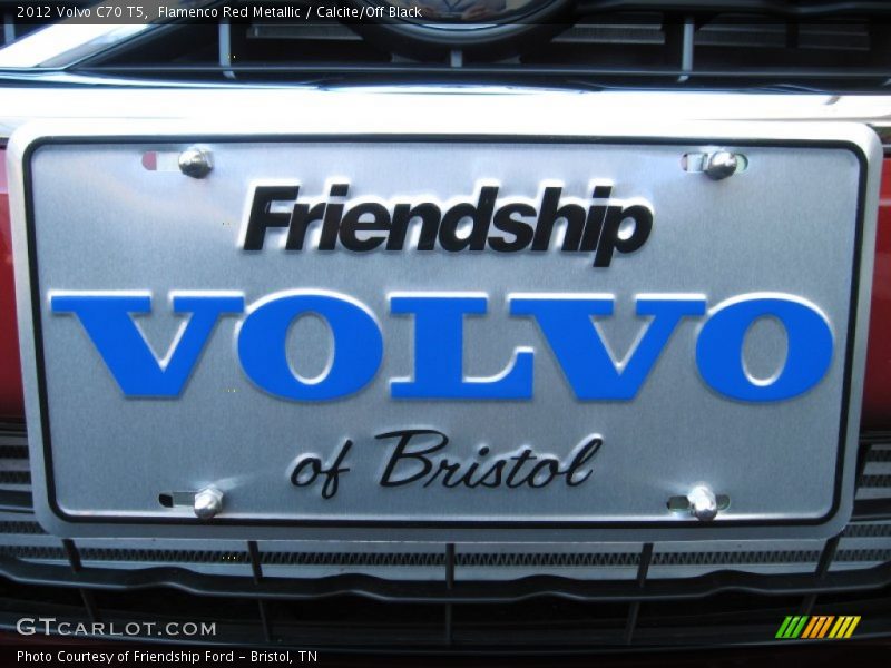 Flamenco Red Metallic / Calcite/Off Black 2012 Volvo C70 T5