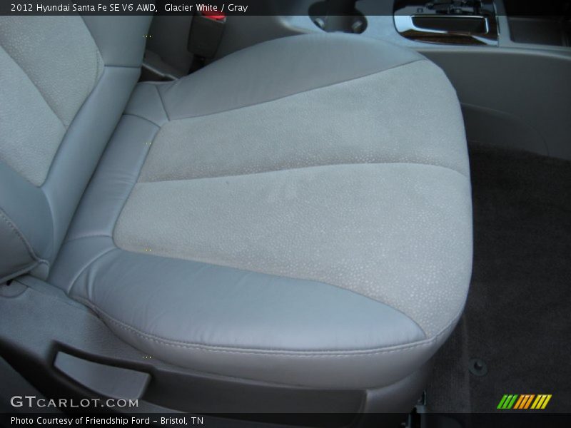 Glacier White / Gray 2012 Hyundai Santa Fe SE V6 AWD