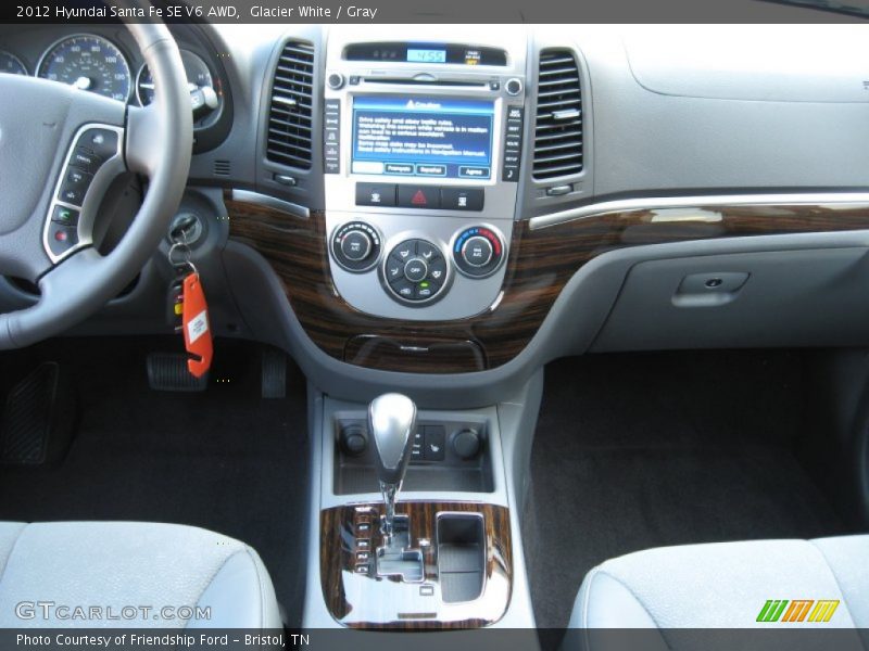 Controls of 2012 Santa Fe SE V6 AWD