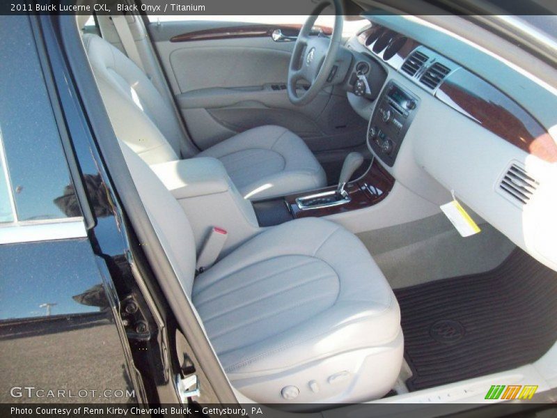 Black Onyx / Titanium 2011 Buick Lucerne CXL