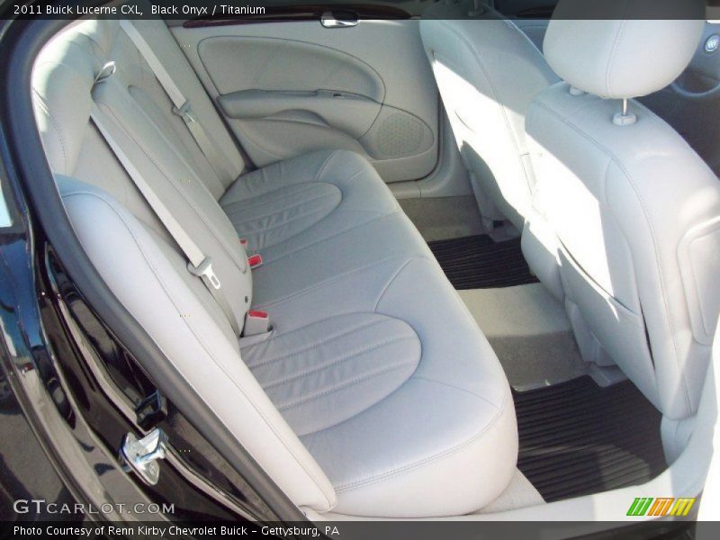 Black Onyx / Titanium 2011 Buick Lucerne CXL