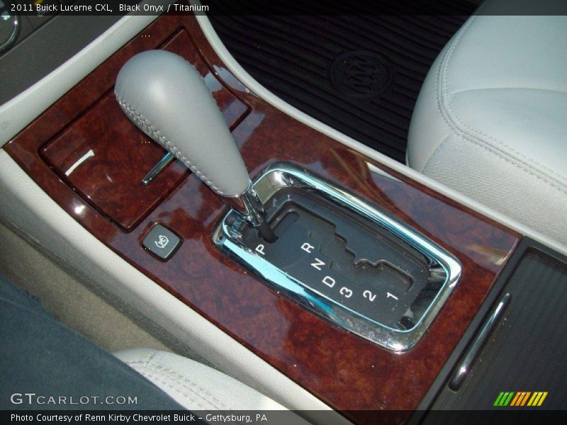 Black Onyx / Titanium 2011 Buick Lucerne CXL
