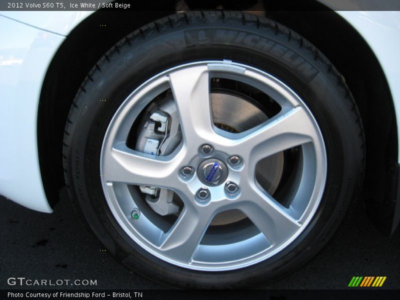 Ice White / Soft Beige 2012 Volvo S60 T5