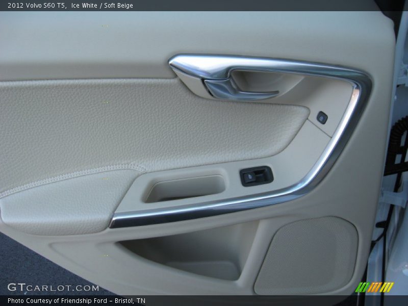 Ice White / Soft Beige 2012 Volvo S60 T5