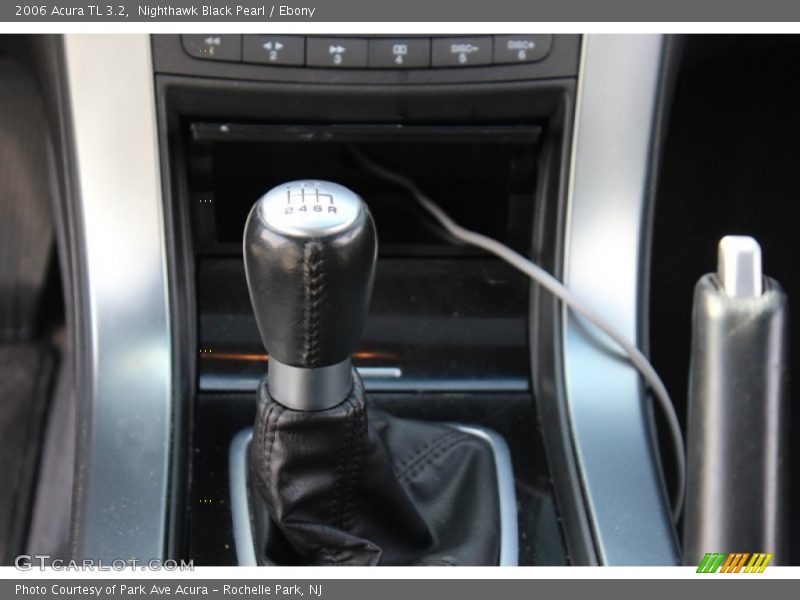  2006 TL 3.2 6 Speed Manual Shifter
