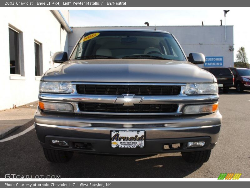 Light Pewter Metallic / Tan/Neutral 2002 Chevrolet Tahoe LT 4x4