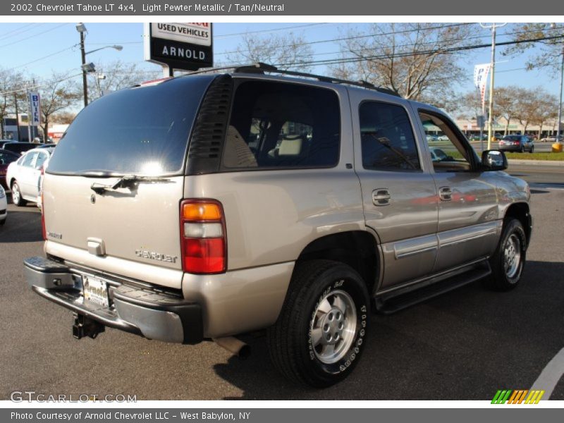 Light Pewter Metallic / Tan/Neutral 2002 Chevrolet Tahoe LT 4x4