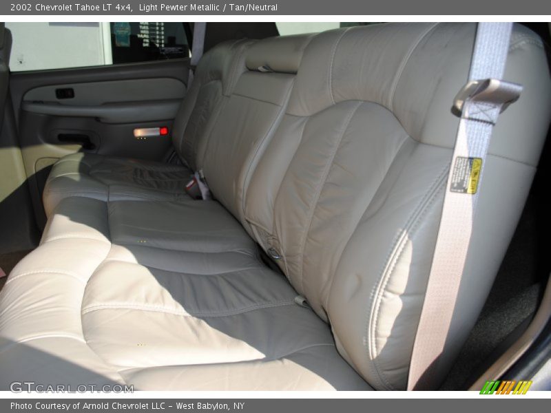 Light Pewter Metallic / Tan/Neutral 2002 Chevrolet Tahoe LT 4x4