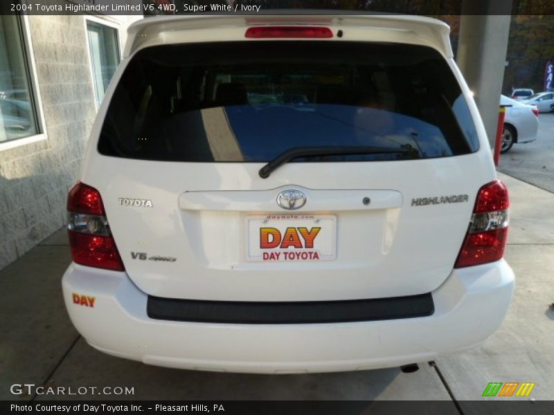 Super White / Ivory 2004 Toyota Highlander Limited V6 4WD
