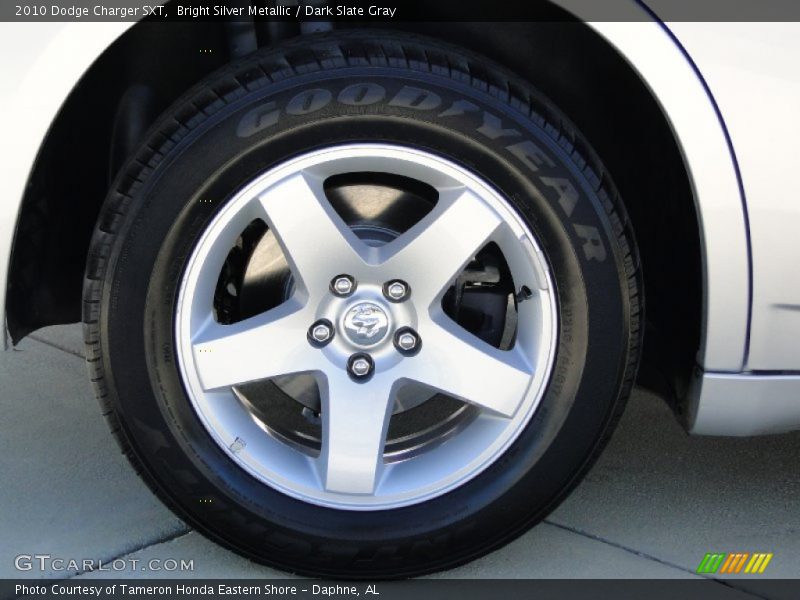 Bright Silver Metallic / Dark Slate Gray 2010 Dodge Charger SXT