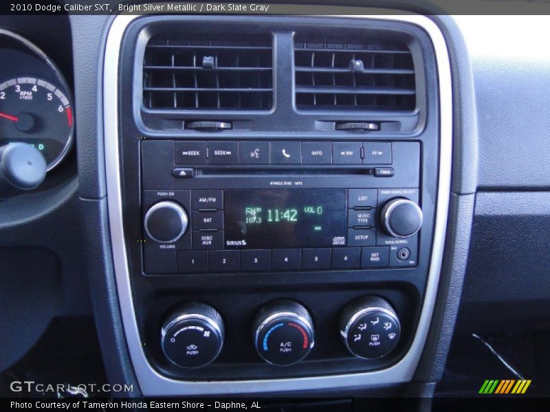 Bright Silver Metallic / Dark Slate Gray 2010 Dodge Caliber SXT