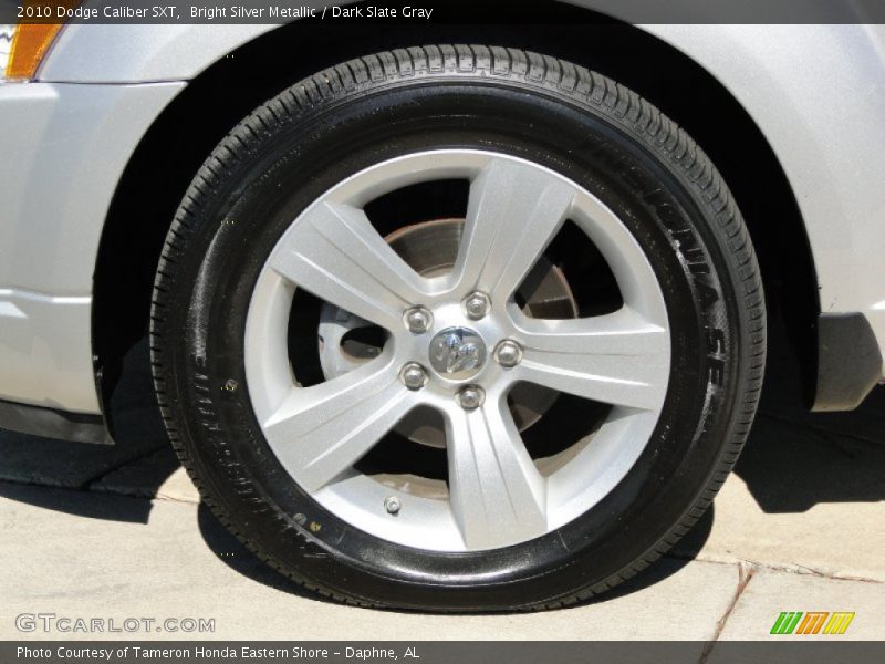 Bright Silver Metallic / Dark Slate Gray 2010 Dodge Caliber SXT