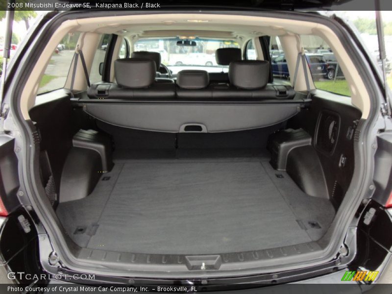  2008 Endeavor SE Trunk