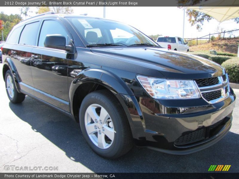 Brilliant Black Crystal Pearl / Black/Light Frost Beige 2012 Dodge Journey SE