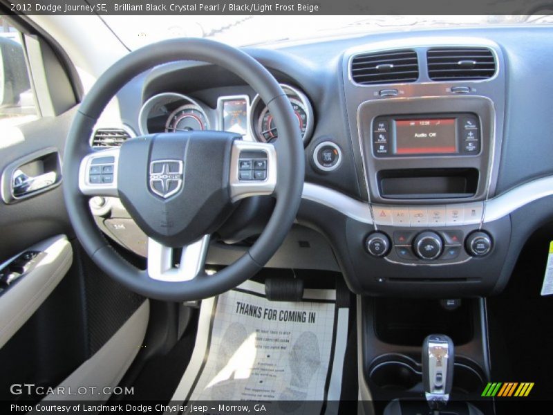Brilliant Black Crystal Pearl / Black/Light Frost Beige 2012 Dodge Journey SE
