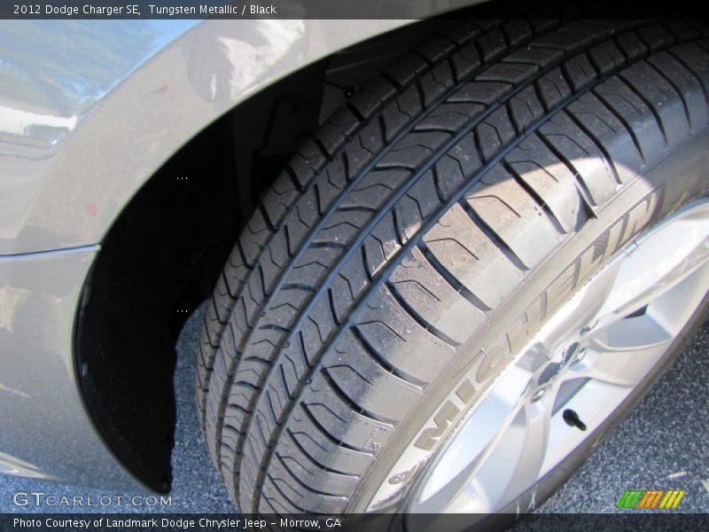 Tungsten Metallic / Black 2012 Dodge Charger SE